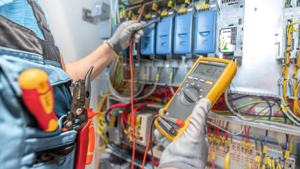 Best Local Electrician Companies  in Clinton, NY